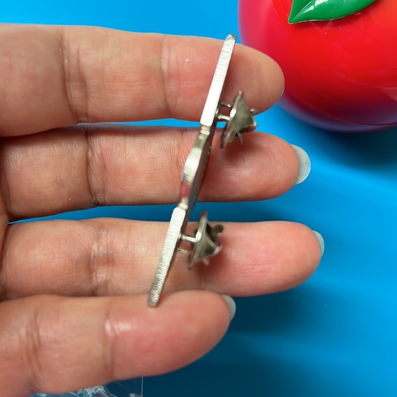 🖤ALASKA AIRLINES lapel pin - Picture 4 of 8